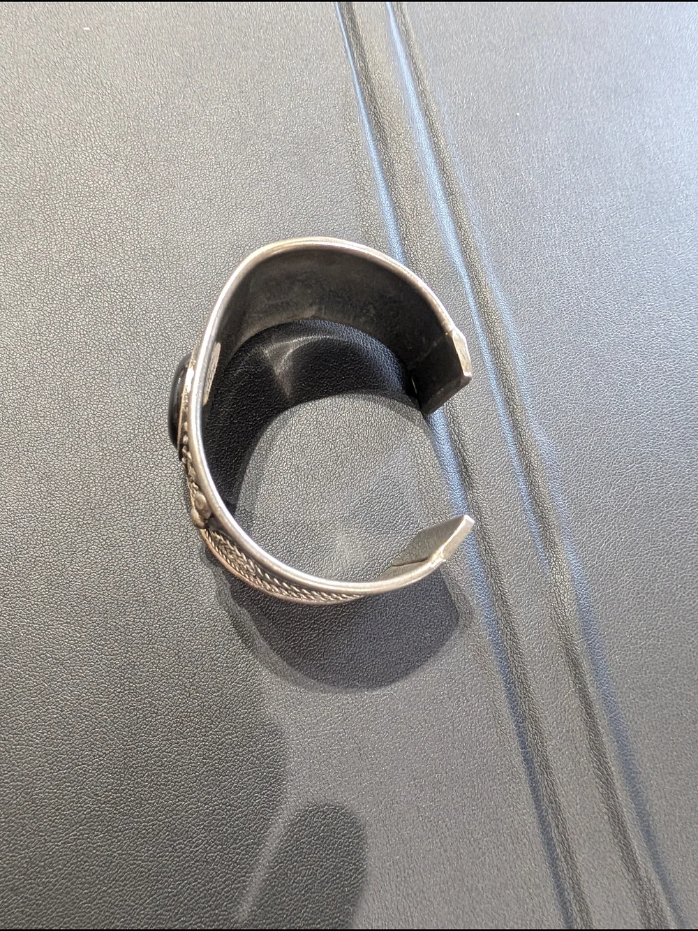 Vintage-Inspired Silver Cuff Bracelet with Black Onyx Center
